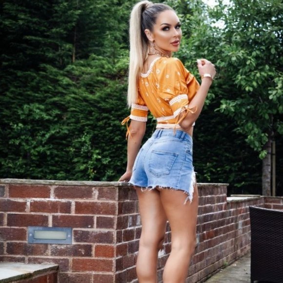 Orange Daisy Floral Print Lace Trim Short Sleeve Crop Top - Picture 9 of 10